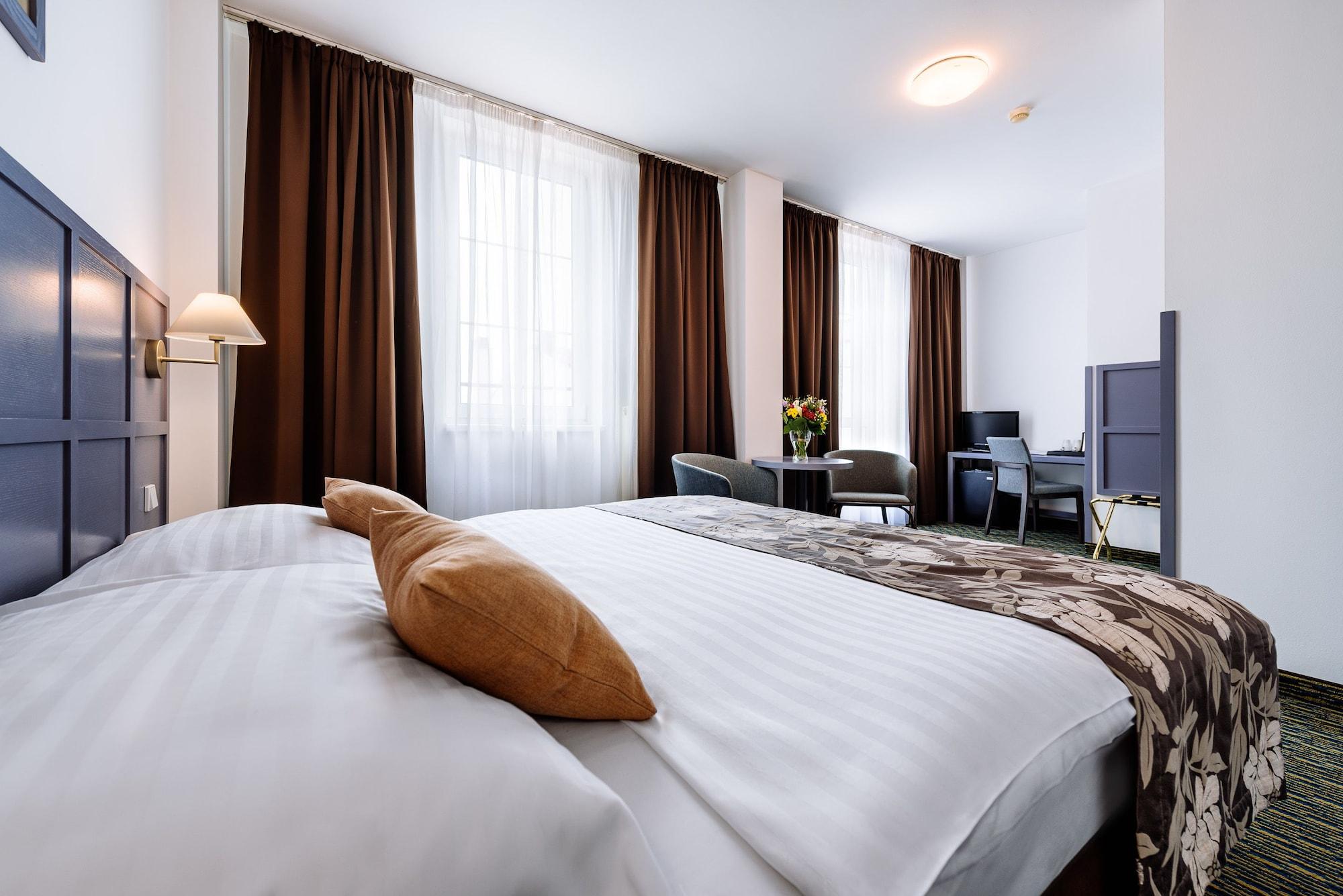 Central Hotel Prague 3* Praha