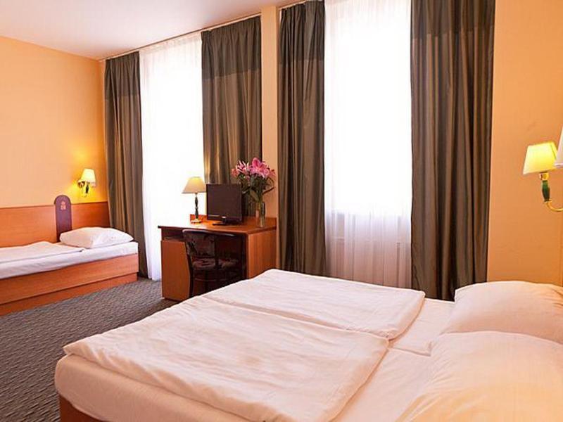 Central Hotel Prague 3* Praha